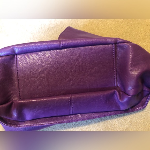 Charming Charlie Purse - Picture 4 of 9